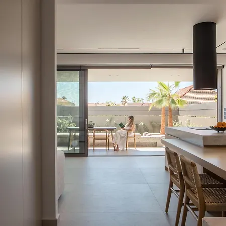 Memoire I Private Heated Pool I 200m