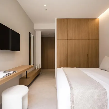 Memoire I Private Heated Pool I 200m