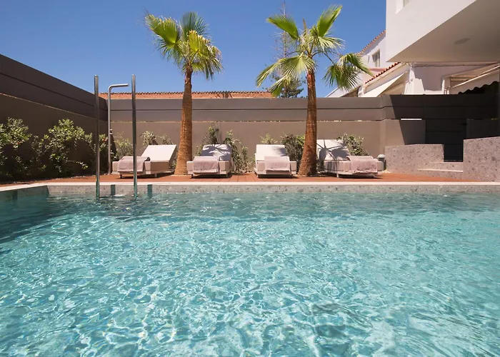 Memoire I Private Heated Pool I 200m Дом отдыха *