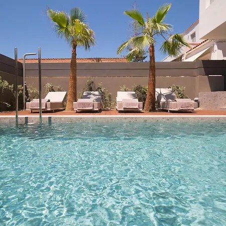 Memoire I Private Heated Pool I 200m Vakantiehuis *